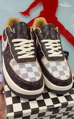 Louis Vuitton x Nike "Air Force 1" by Virgil Abloh_img_2