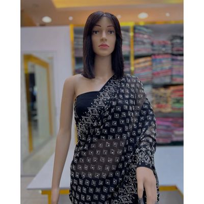 Glittering Glow Gemstone Saree._img_2