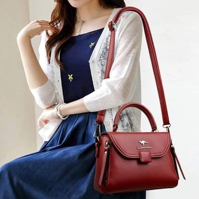 Luxury Designer Fashion High Quality Leather Kangaroo Handbag (Maroon)_img_2