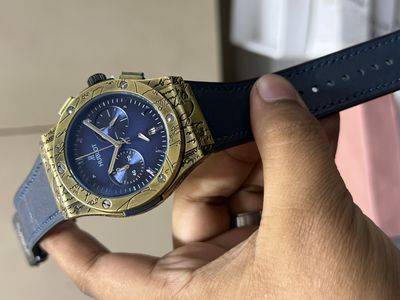 HUBLOT BELT ENGRAVED GOLDEN CASE BLUE DIAL BLUE BELT_img_0