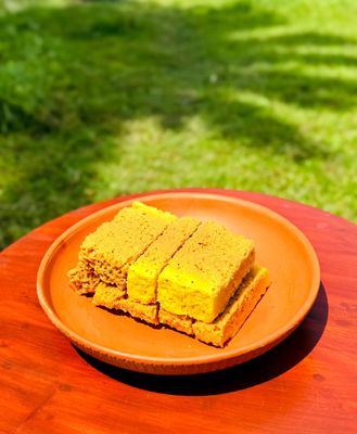কুষ্টিয়া শিশির বেকারীর মনসূর (৪০০+গ্রাম)