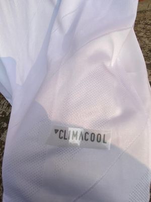 REAL MADRID 2017/2018 FULL SLEEVE ONLY_img_6