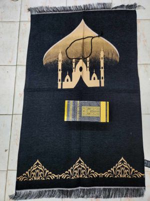 Muslim prayer Carpet and Tasbi Gift Box set_img_0
