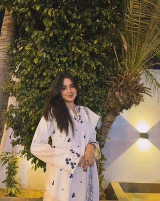 White AURA Three Piece Set_img_2