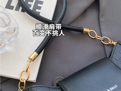 Demi-Season One-Shoulder Bag_img_7