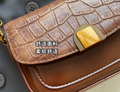 Retro Premium Fashion Crocodile Pattern Saddle Bag_img_9