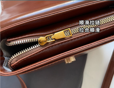 Retro Premium Fashion Crocodile Pattern Saddle Bag_img_11