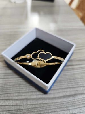 Heart shape Bracelet (Colour Guaranteed)_img_2