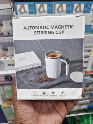 Automatic Magnetic Stirring Cup – Effortless Mixing, Café-Style Drinks at Home_img_4