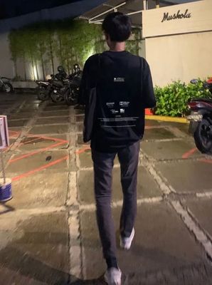 Black oversized t-shirt- text font 190 gsm_img_0