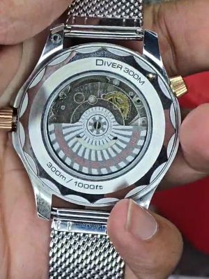 Omega 007 green dail automatic movement_img_2