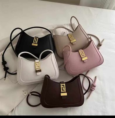 Fashion casual woman cross solid bagTotally 2024 er model etaColor type : 4Metarial : leather Top class primium quality_img_0
