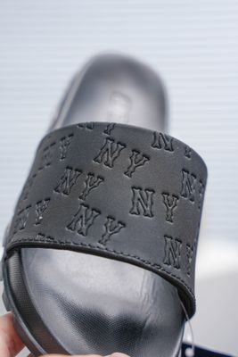 MLB Mounder Monogram Slide (1:1)_img_2