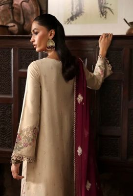 Beautiful Embroidery Dress_img_2