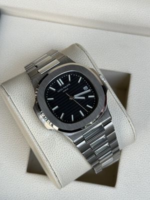 PATEK PHILIPPE NAUTILUS 5711/1A - Black Dial_img_0