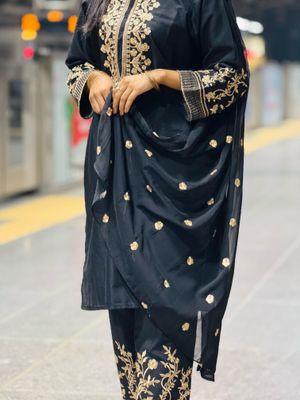প্রিমিয়াম এমব্রয়ডারি থ্রি পিস_img_3