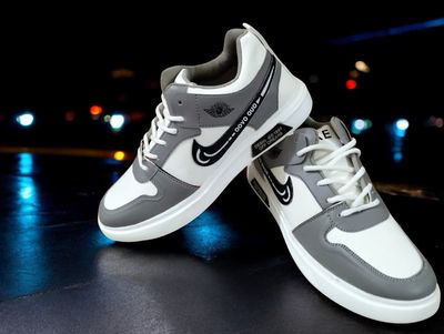 Premium Fashionable Sneaker (GHEYA)_img_3