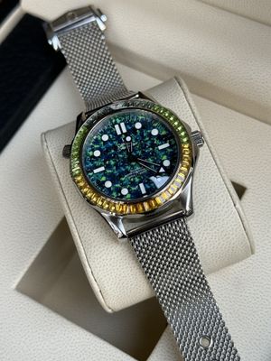 omega_img_0