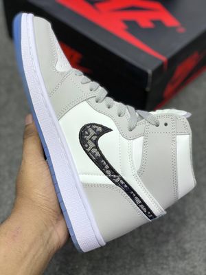Jordan 1 Retro X Dior High_img_2