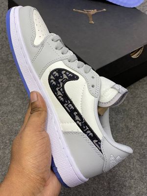 Jordan 1 Retro Low Dior_img_2