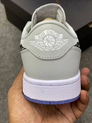 Jordan 1 Retro Low Dior_img_3