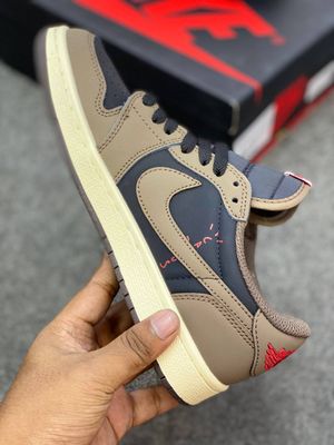 Travis Scott x Air Jordan 1 Low Dark Mocha Black_img_2