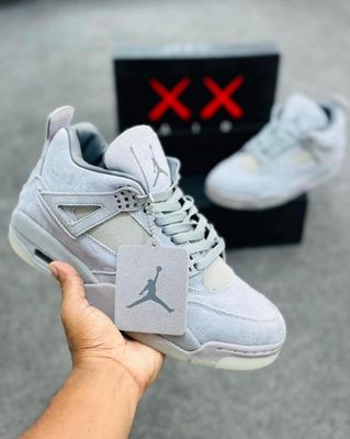 Air Jordan 4 KAWS Retro (1:1)_img_3