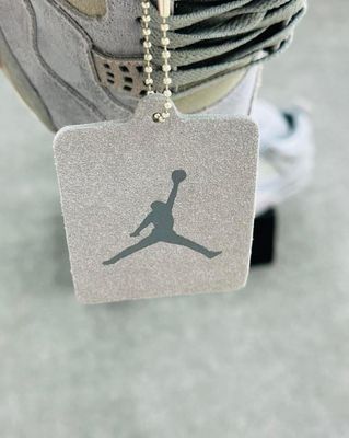 Air Jordan 4 KAWS Retro (1:1)_img_6