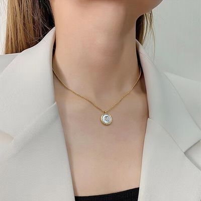 White shell moon necklace_img_1