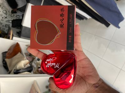 Prefume Love Shape_img_3