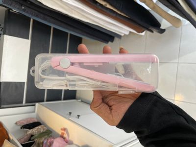 Mini hair straightener_img_3