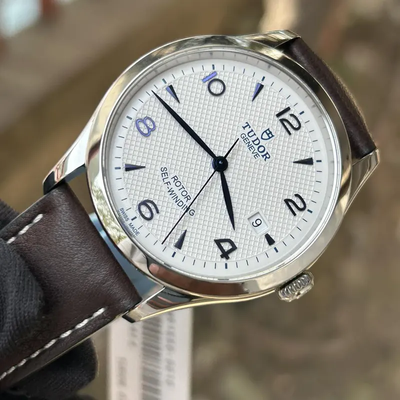 Tudor 1926 Swiss Automatic Opaline Dial Men's Watch- M91550-0010_img_5