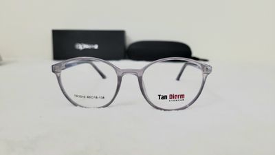 Premium eyewear for small faces_img_1