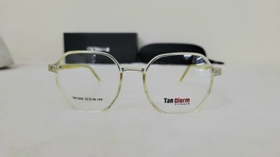 Premium Eyewear_img_0