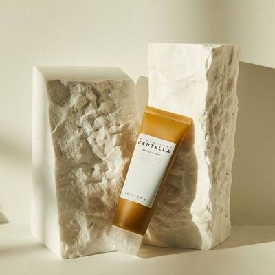 SKIN1004 Madagascar Centella Ampoule Foam Cleanser 125ml_img_0