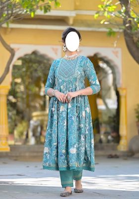 New Exclusive Skin Print Round Frog With Embroidery Work Three Piece Dress for Women_img_0