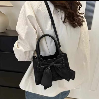 Sweet cross body high quality shoulder bag Color: pink/black /whiteGenuine lather_img_4