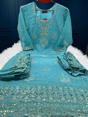 White Gold Chinon Georgette Four Piece_img_1
