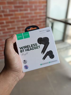 Hoco EQ2 True Wireless Bluetooth Earbuds_img_2