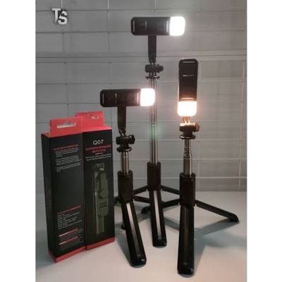 Q07 Bluetooth Selfie Stick with Light and Bluetooth Remote Control_img_2