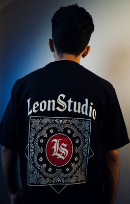 'LEON STUDIO' Oversized Heavyweight Drop Shoulder T-Shirt_img_1