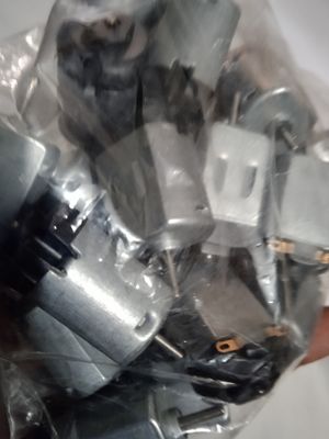 3v to 4v motor/toy car motor._img_4