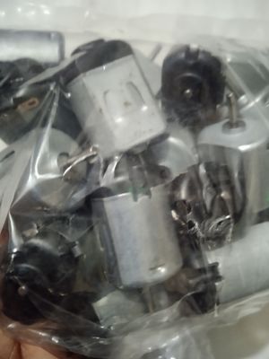 3v to 4v motor/toy car motor._img_7