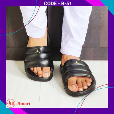Imported Most Trendy Men's Slides_img_3