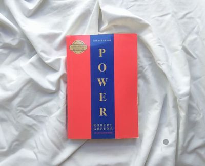 48 Laws of Power by Robert Greene._img_0