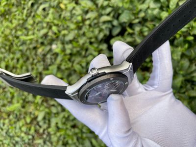 Hublot Automatic Belt - Silver & Black Body_img_2
