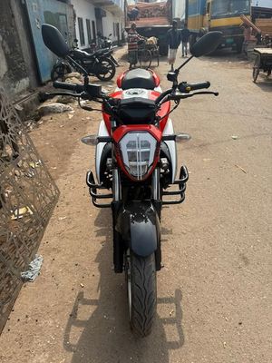 Premium Heavy Engin Gourde Bumper For Suzuki Gixxer Nacked Version_img_2
