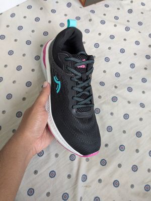 Ladies Crivit Black/Pink (size 37-41)_img_2