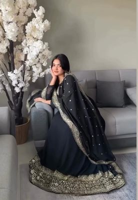 Luxury Embroidery Gown_img_1