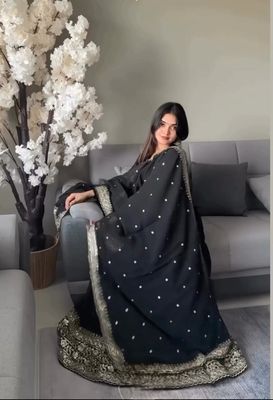 Luxury Embroidery Gown_img_2